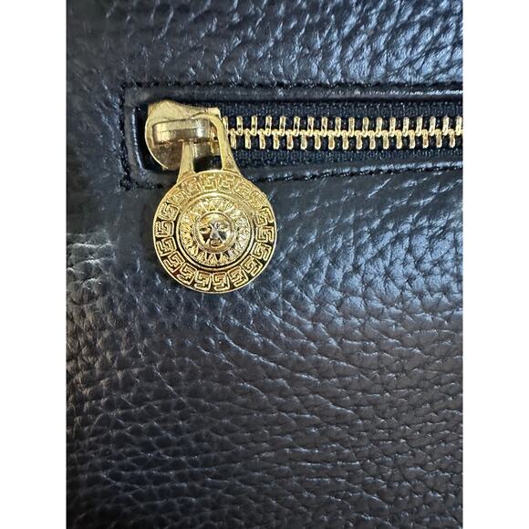 Versace Vintage stunner - Picture 8 of 12